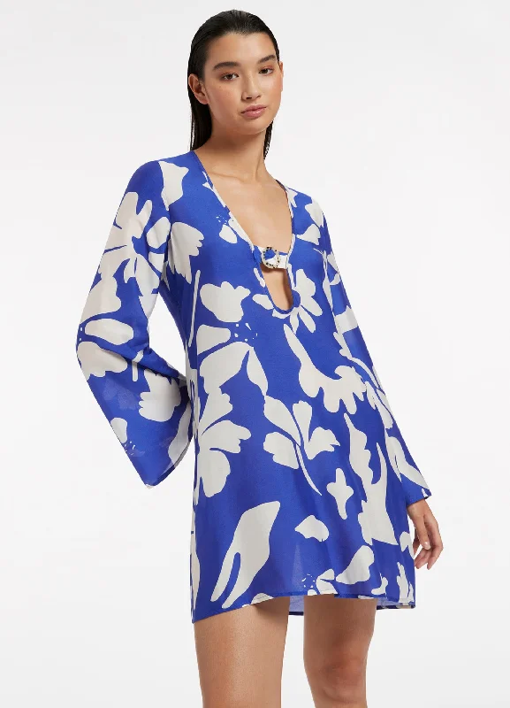 Thermal - lined cover ups for cooler beach eveningsEmporio Kaftan - Sapphire