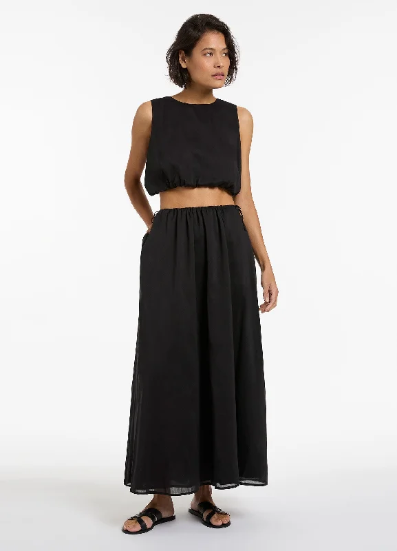 Wrinkle - resistant cover ups for easy travel to beach destinationsJetset Gathered Maxi Skirt - Black