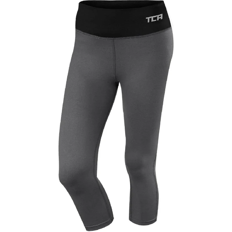 Women's Seamless Compression Tight Trousers in Gray for Fitness and Yoga SessionsTCA Pro Performance Supreme Womens 3/4 Capri Running Tights - Grey