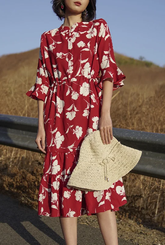 Pleated Women Dress with a Timeless and Elegant TextureCelina Dress - Red Floral