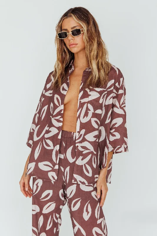 Shift Women Dress with a Simple and Classic Design for Everyday WearJust A Hunch Button Shirt Leaf Print Chocolate