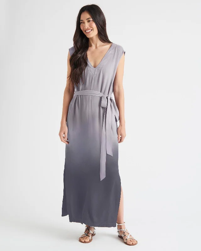 Long - Sleeve Women Dress in Velvet for a Luxurious Winter LookEvian Dip Dye Maxi Dress