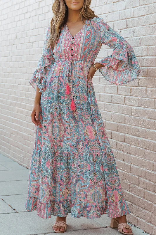 Empire Waist Women Dress to Accentuate the Bust and Conceal the WaistPaisley Ruffle Tiered Maxi Dress