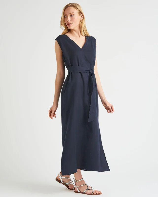 Mini Women Dress with a Short Hem for a Young and Trendy StyleMabel Maxi Dress