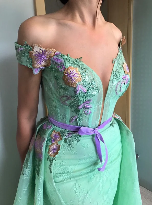 Halter Neck Women Dress to Show Off the Shoulders and NecklineRoyal Jade and Purple Gown