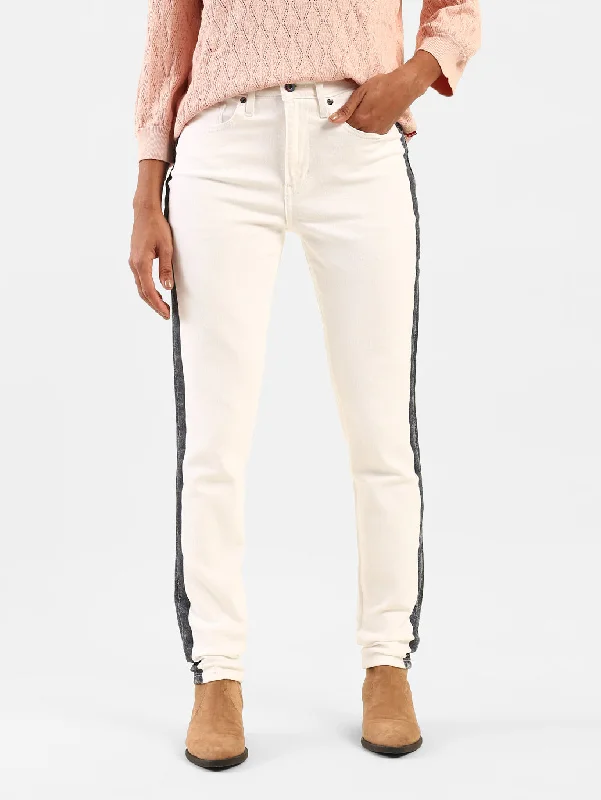 Straight - leg women jeans with a classic and timeless appealWomen's High Rise 721 Skinny Fit Jeans