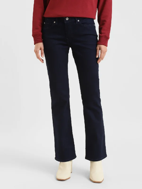 Mom jeans for a nostalgic and casual lookWomen's 715 Bootcut Jeans