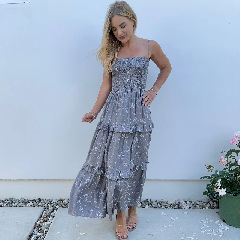 Halter Neck Women Dress to Show Off the Shoulders and NecklineTake It Easy Grey Floral Maxi Dress