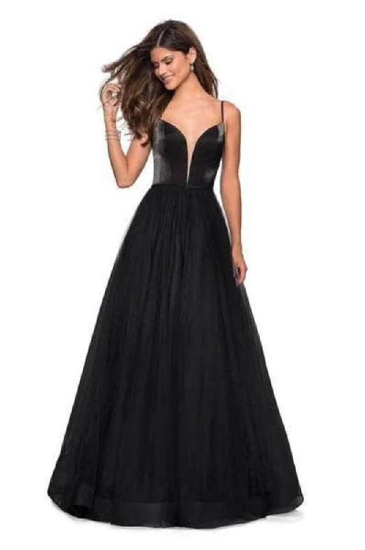 Little Black Women Dress with Sequins for a Glamorous Night OutLa Femme 27485SC - Plunging V-Neck Prom Dress