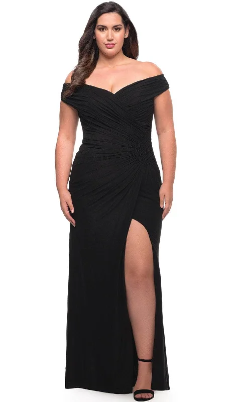 Lace - Embellished Women Dress for an Elegant and Sophisticated AppearanceLa Femme 29722 - Faux Wrap Prom Dress